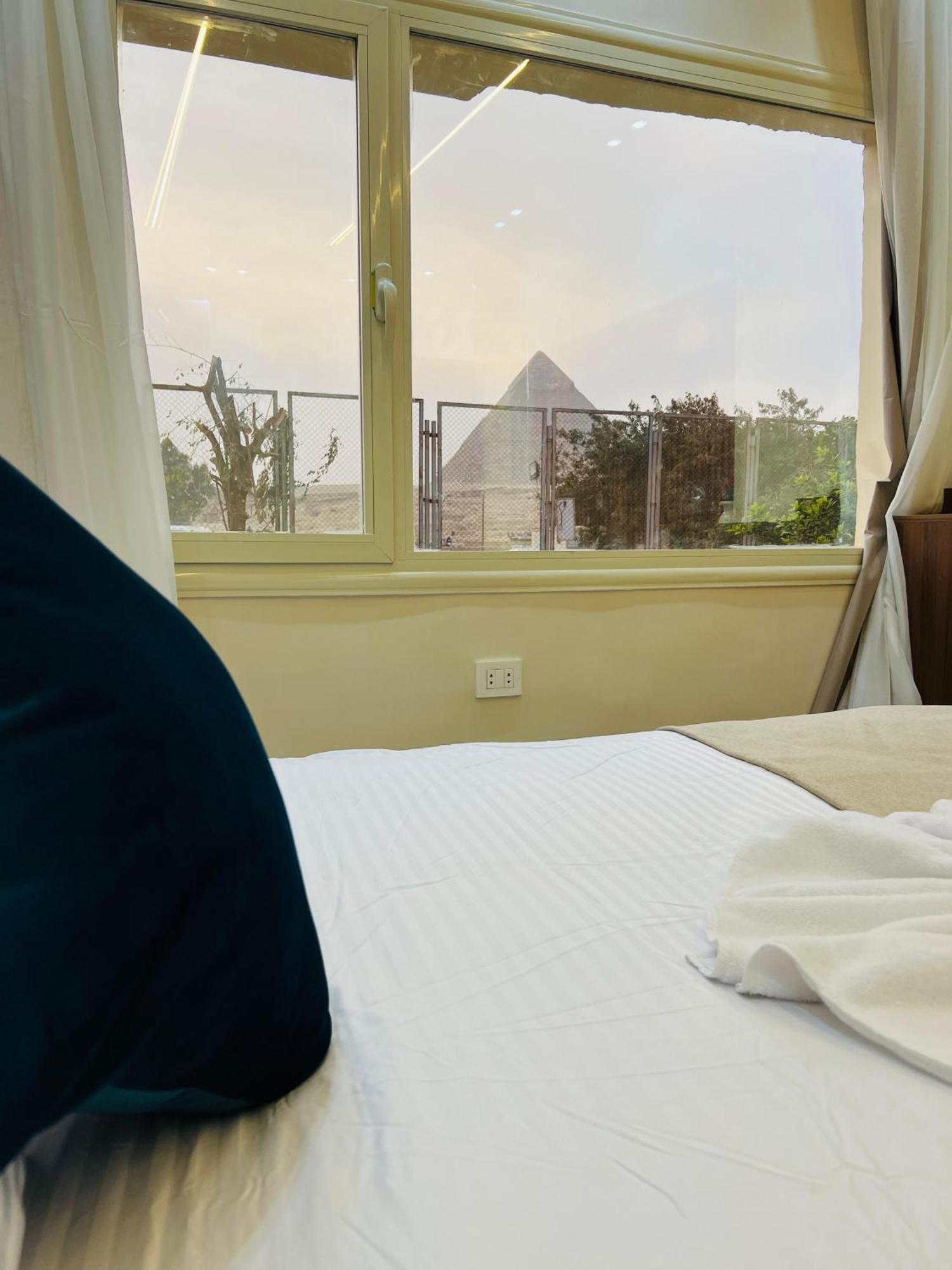 Great Scarab Pyramids View Hotel Kafrat al Jabal Luaran gambar
